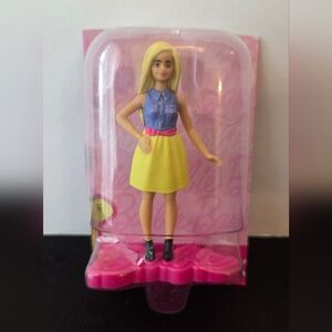 Barbie Doll Mini Fashion Figure 2.75" Mattel 2024 Collection Cake Topper Toy